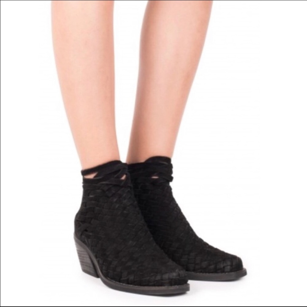 Jeffrey Campbell Suede Ankle booties